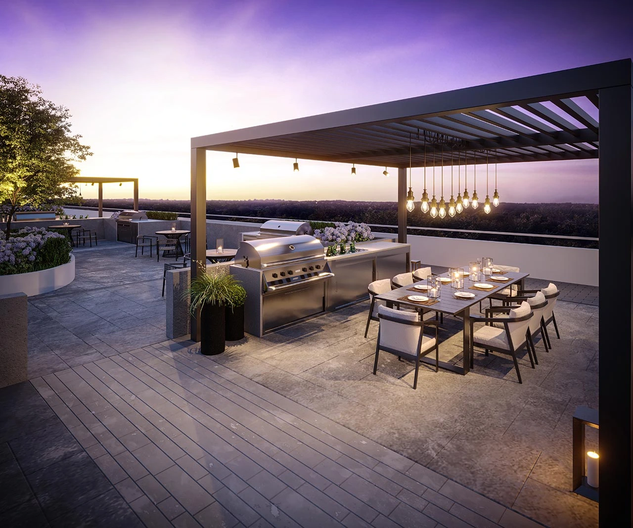 Millhouse condo-Rooftop Dining-Milton